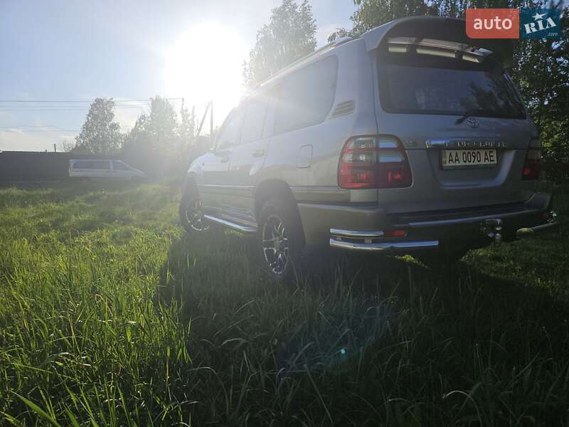 Внедорожник / Кроссовер Toyota Land Cruiser 2004 в Киеве фото 21 Внедорожник / Кроссовер Toyota Land Cruiser 2004 в Киеве