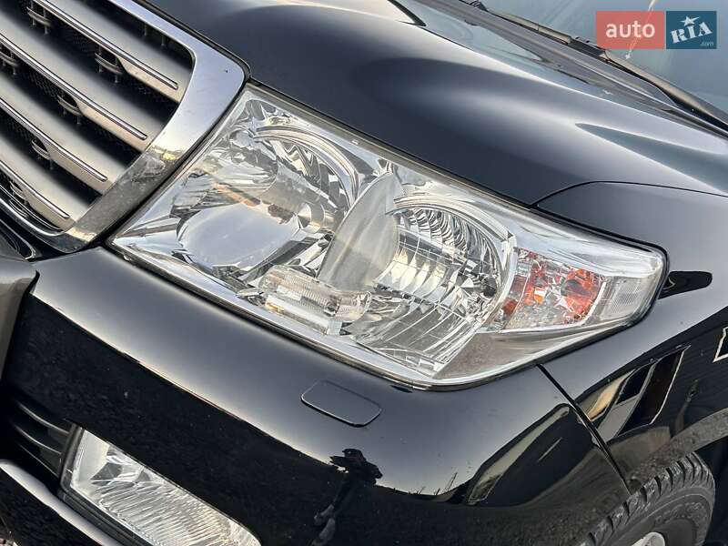 Позашляховик / Кросовер Toyota Land Cruiser 2007 в Одесі