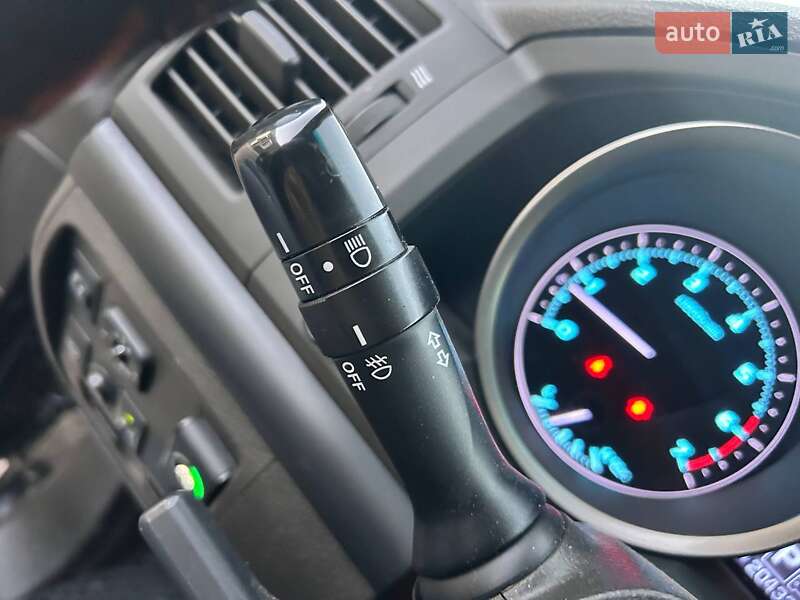 Позашляховик / Кросовер Toyota Land Cruiser 2007 в Одесі