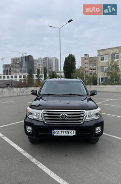 Внедорожник / Кроссовер Toyota Land Cruiser 2012 в Киеве