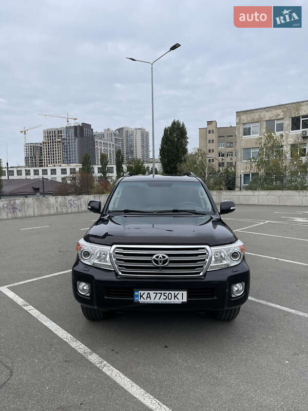 Toyota Land Cruiser 2012 Toyota Land Cruiser 2012