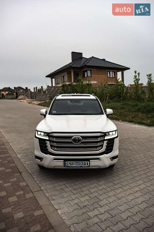 Внедорожник / Кроссовер Toyota Land Cruiser 2021 в Ровно фото 13 Внедорожник / Кроссовер Toyota Land Cruiser 2021 в Ровно