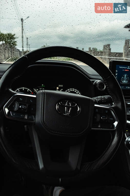 Внедорожник / Кроссовер Toyota Land Cruiser 2021 в Ровно фото 18 Внедорожник / Кроссовер Toyota Land Cruiser 2021 в Ровно