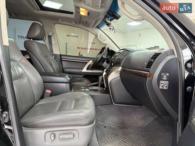 Внедорожник / Кроссовер Toyota Land Cruiser 2008 в Киеве фото 33 Внедорожник / Кроссовер Toyota Land Cruiser 2008 в Киеве