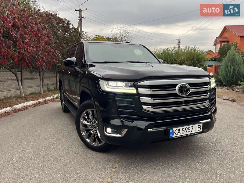 Внедорожник / Кроссовер Toyota Land Cruiser 2022 в Полтаве