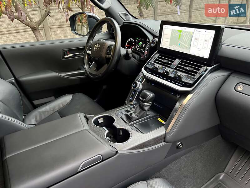 Внедорожник / Кроссовер Toyota Land Cruiser 2022 в Полтаве