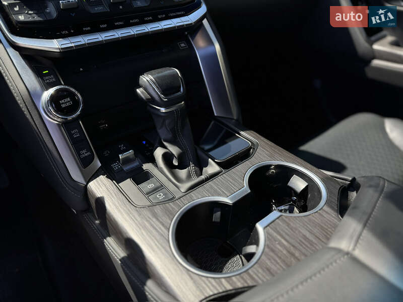 Позашляховик / Кросовер Toyota Land Cruiser 2021 в Києві фото 18 Позашляховик / Кросовер Toyota Land Cruiser 2021 в Києві
