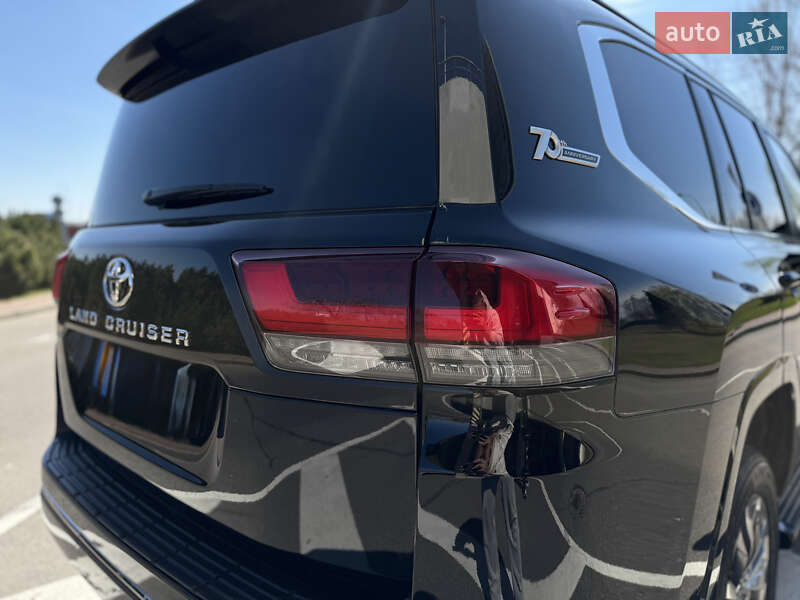 Позашляховик / Кросовер Toyota Land Cruiser 2021 в Києві фото 33 Позашляховик / Кросовер Toyota Land Cruiser 2021 в Києві