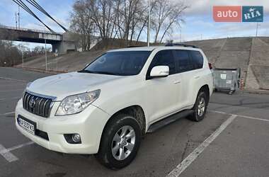 Внедорожник / Кроссовер Toyota Land Cruiser 2010 в Киеве