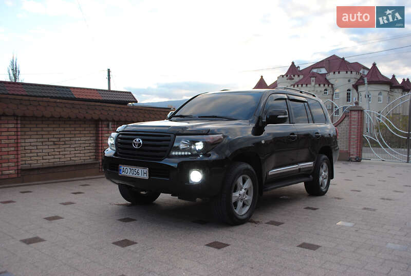Позашляховик / Кросовер Toyota Land Cruiser 2007 в Тячеві фото 9 Позашляховик / Кросовер Toyota Land Cruiser 2007 в Тячеві