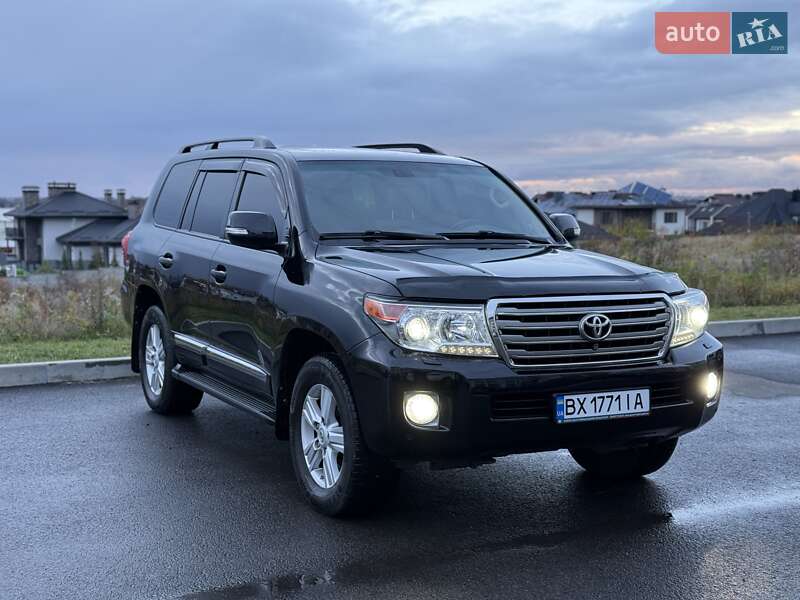 Toyota Land Cruiser 2013 Toyota Land Cruiser 2013