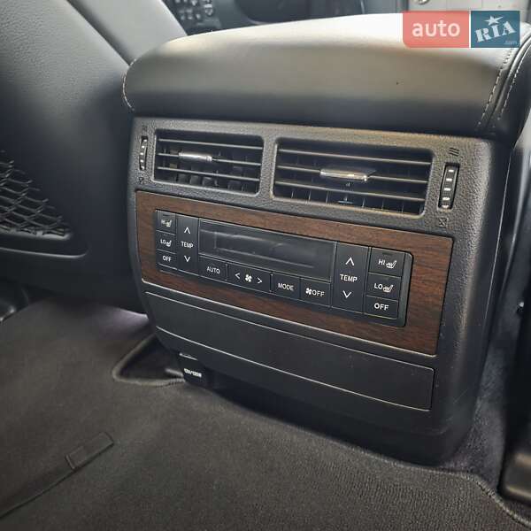 Внедорожник / Кроссовер Toyota Land Cruiser 2018 в Киеве