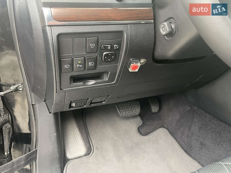 Внедорожник / Кроссовер Toyota Land Cruiser 2017 в Киеве