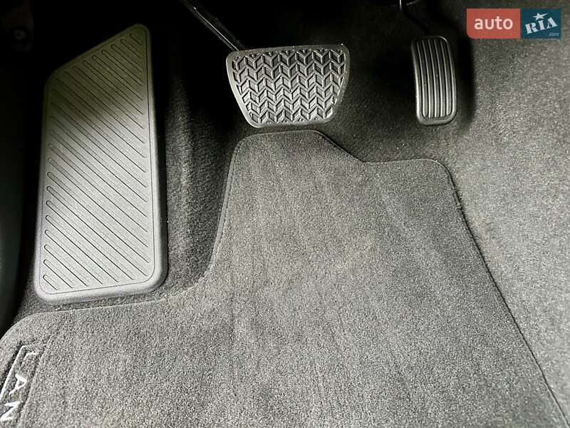 Внедорожник / Кроссовер Toyota Land Cruiser 2022 в Киеве фото 77 Внедорожник / Кроссовер Toyota Land Cruiser 2022 в Киеве