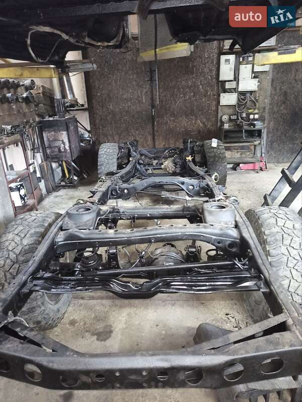 Внедорожник / Кроссовер Toyota Land Cruiser 2001 в Ивано-Франковске