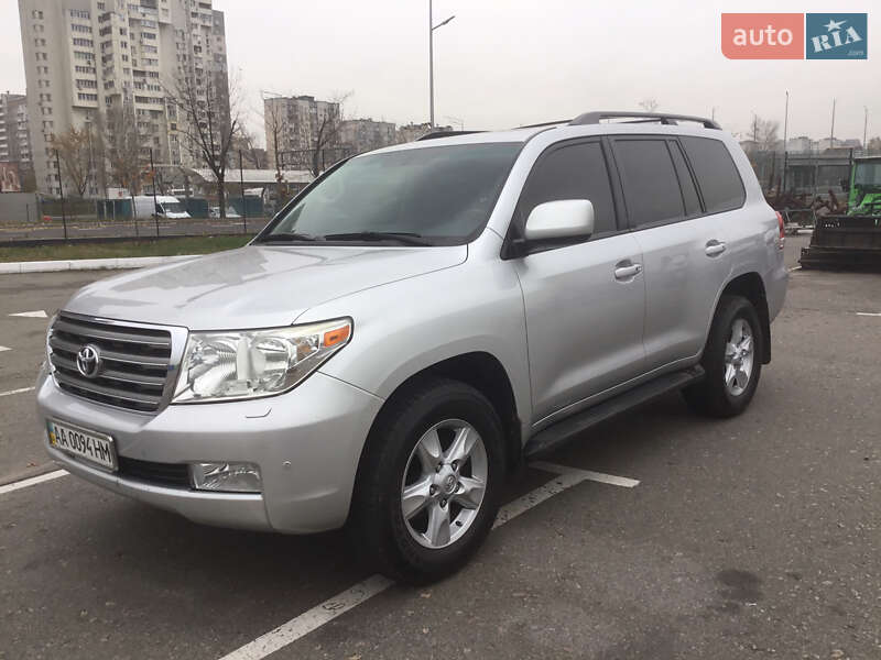 Внедорожник / Кроссовер Toyota Land Cruiser 2008 в Киеве фото 3 Внедорожник / Кроссовер Toyota Land Cruiser 2008 в Киеве