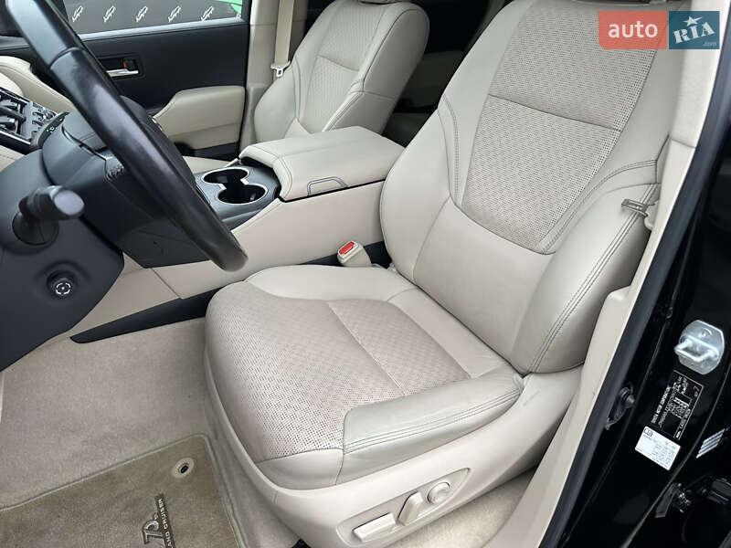 Внедорожник / Кроссовер Toyota Land Cruiser 2021 в Киеве фото 9 Внедорожник / Кроссовер Toyota Land Cruiser 2021 в Киеве
