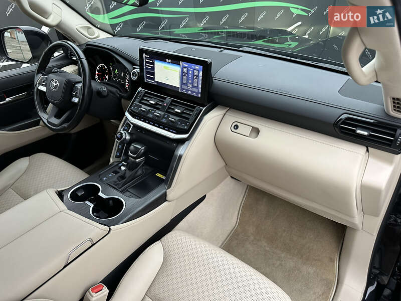 Внедорожник / Кроссовер Toyota Land Cruiser 2021 в Киеве фото 26 Внедорожник / Кроссовер Toyota Land Cruiser 2021 в Киеве