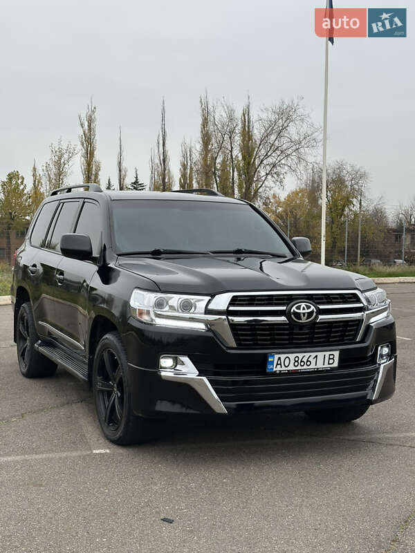 Toyota Land Cruiser 2011 Toyota Land Cruiser 2011