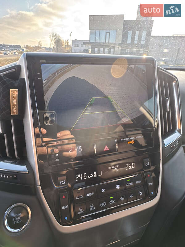 Внедорожник / Кроссовер Toyota Land Cruiser 2019 в Львове фото 30 Внедорожник / Кроссовер Toyota Land Cruiser 2019 в Львове