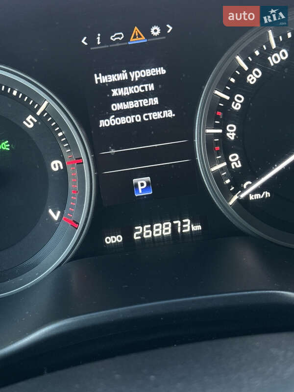 Внедорожник / Кроссовер Toyota Land Cruiser 2019 в Львове фото 32 Внедорожник / Кроссовер Toyota Land Cruiser 2019 в Львове