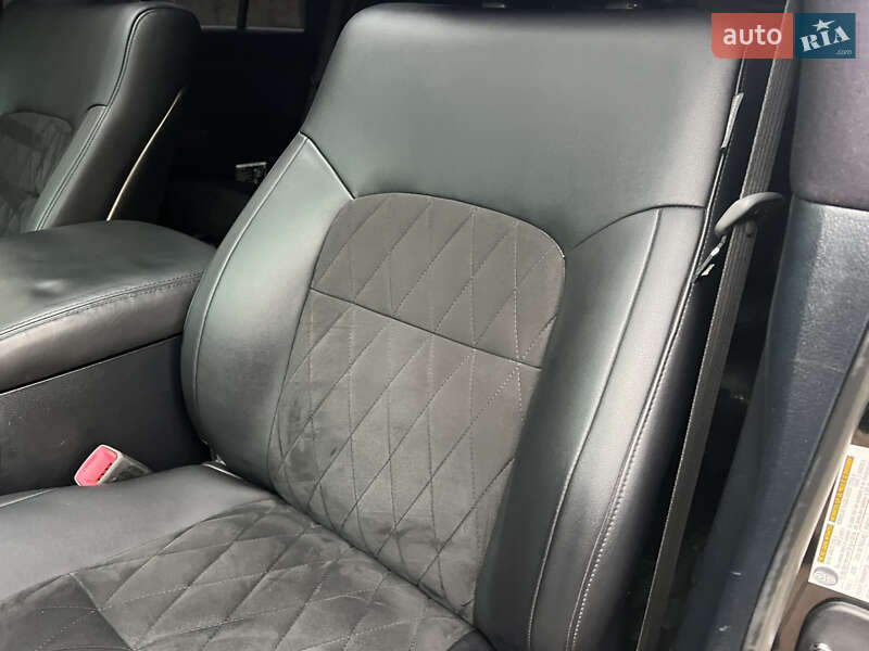 Внедорожник / Кроссовер Toyota Land Cruiser 2008 в Киеве