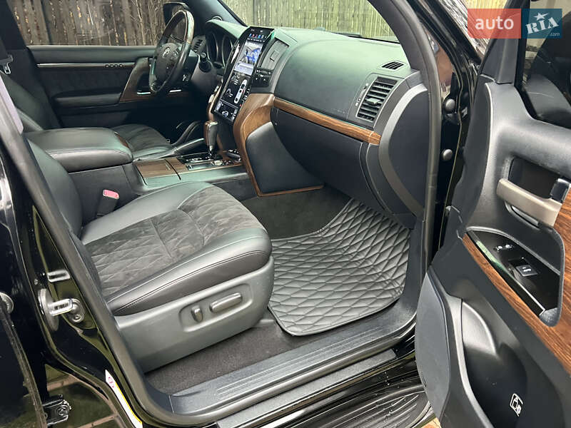 Внедорожник / Кроссовер Toyota Land Cruiser 2008 в Киеве