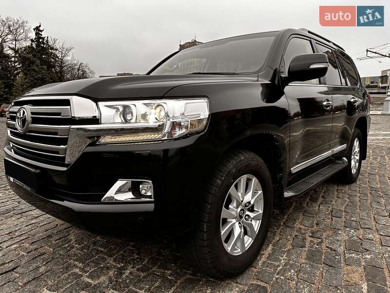 Внедорожник / Кроссовер Toyota Land Cruiser 2019 в Харькове фото 2 Внедорожник / Кроссовер Toyota Land Cruiser 2019 в Харькове