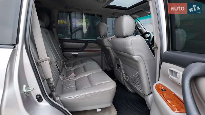 Внедорожник / Кроссовер Toyota Land Cruiser 2004 в Киеве