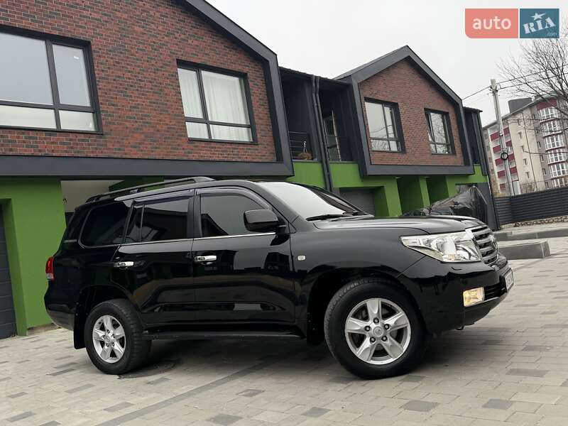 Внедорожник / Кроссовер Toyota Land Cruiser 2008 в Тернополе