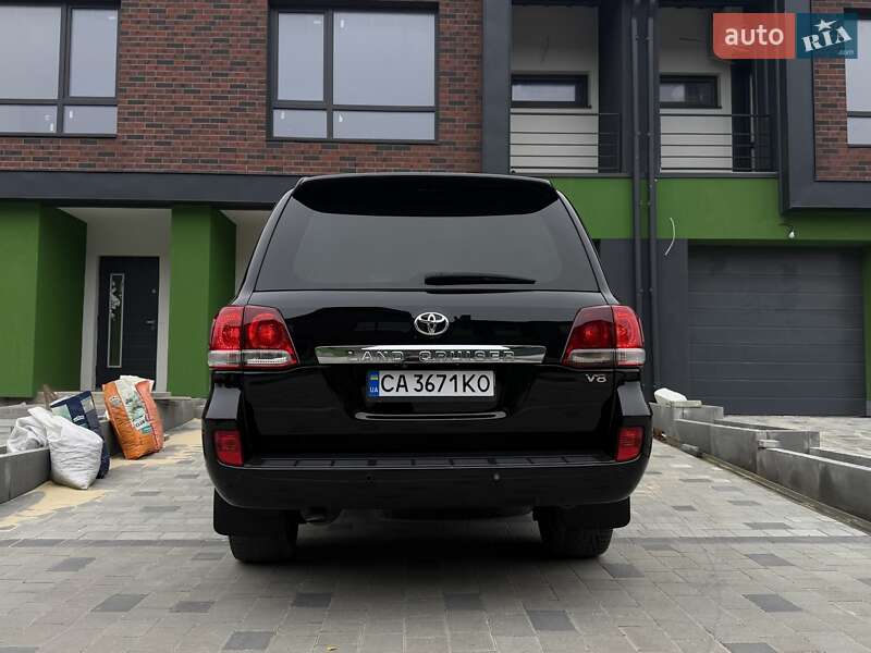 Внедорожник / Кроссовер Toyota Land Cruiser 2008 в Тернополе