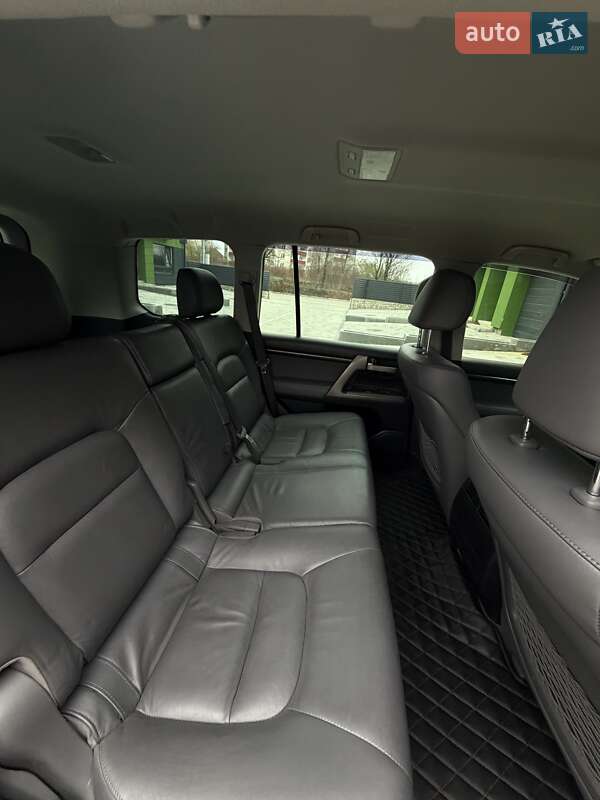 Внедорожник / Кроссовер Toyota Land Cruiser 2008 в Тернополе