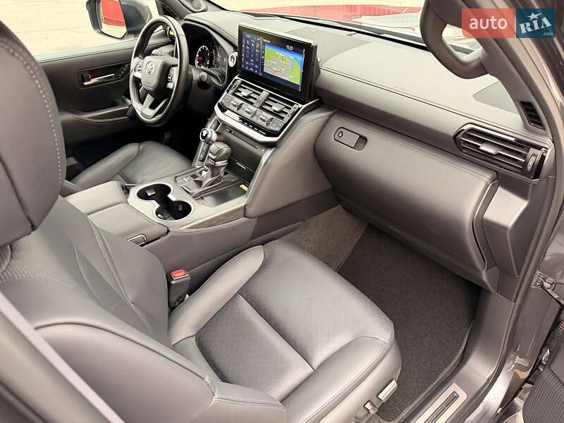 Внедорожник / Кроссовер Toyota Land Cruiser 2023 в Киеве
