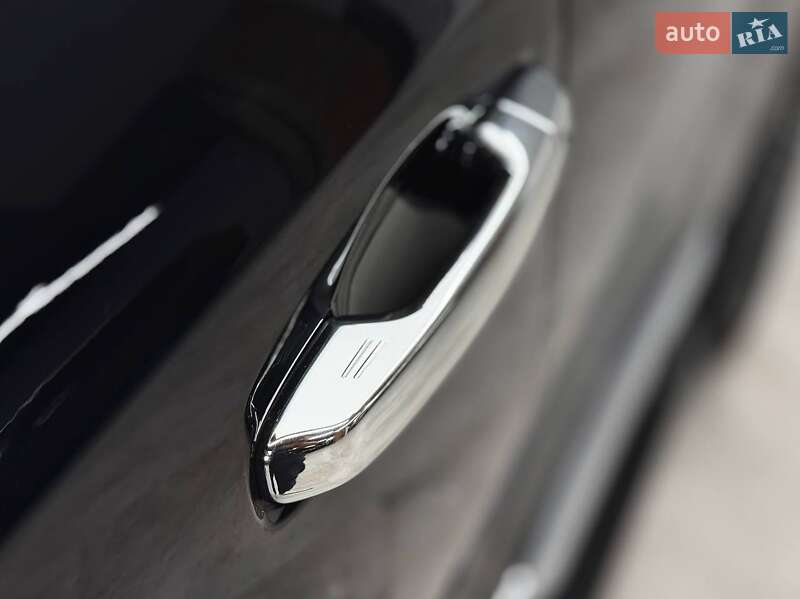 Внедорожник / Кроссовер Toyota Land Cruiser 2020 в Киеве