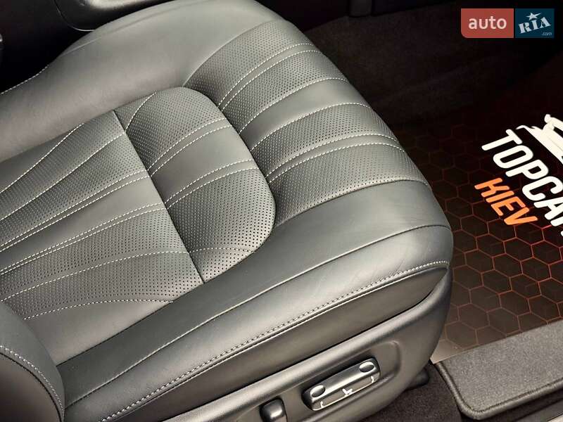 Внедорожник / Кроссовер Toyota Land Cruiser 2020 в Киеве