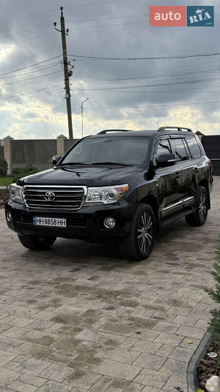 Toyota Land Cruiser 2011 Toyota Land Cruiser 2011