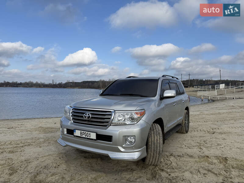Toyota Land Cruiser 2012 Toyota Land Cruiser 2012
