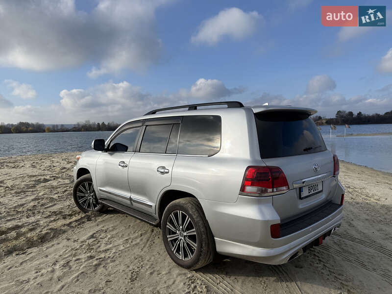 Внедорожник / Кроссовер Toyota Land Cruiser 2012 в Харькове