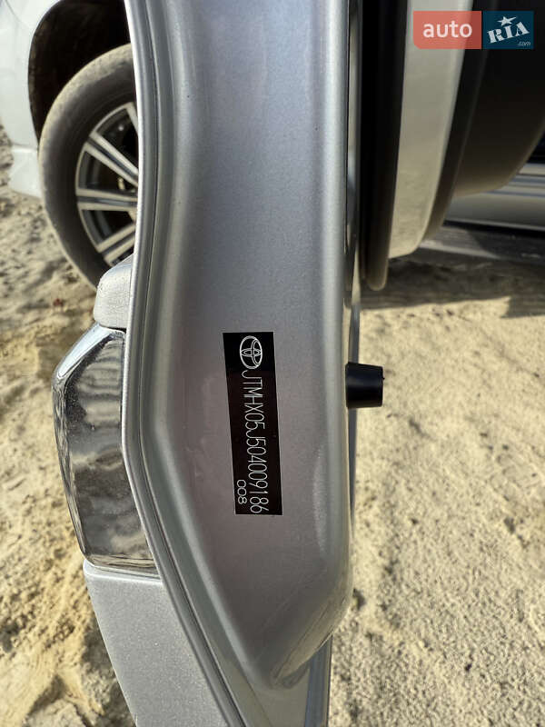 Внедорожник / Кроссовер Toyota Land Cruiser 2012 в Харькове