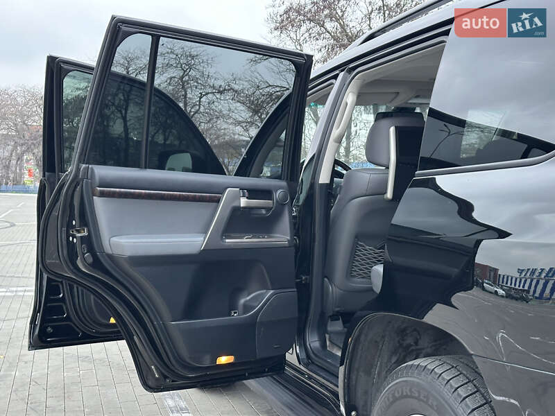 Внедорожник / Кроссовер Toyota Land Cruiser 2010 в Одессе фото 34 Внедорожник / Кроссовер Toyota Land Cruiser 2010 в Одессе
