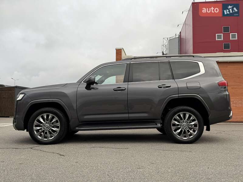 Внедорожник / Кроссовер Toyota Land Cruiser 2023 в Киеве