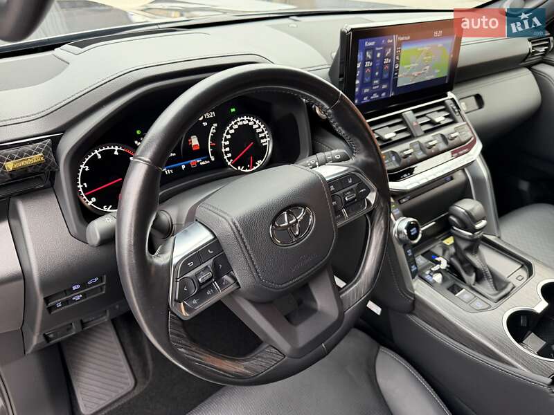 Внедорожник / Кроссовер Toyota Land Cruiser 2023 в Киеве