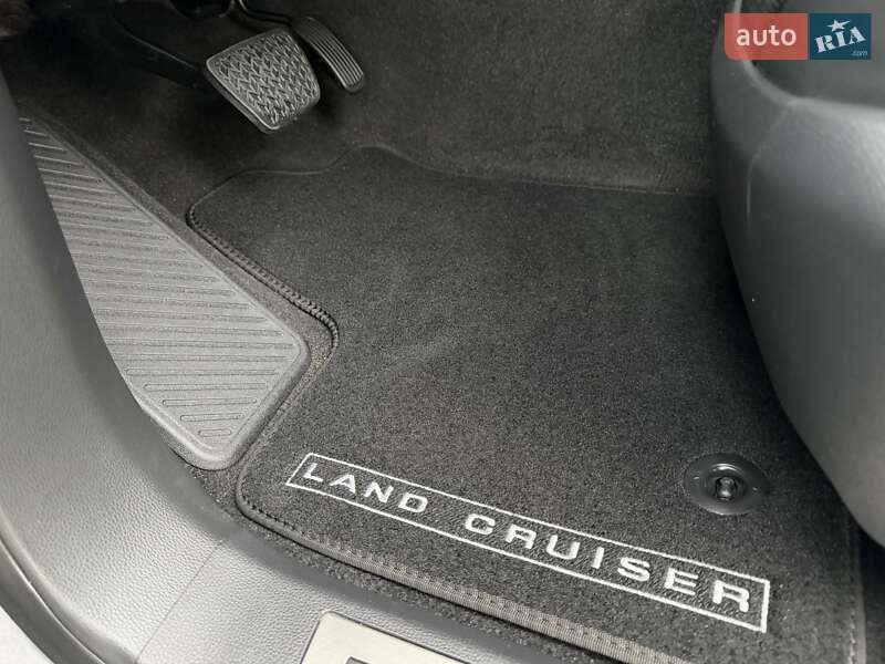 Внедорожник / Кроссовер Toyota Land Cruiser 2023 в Киеве