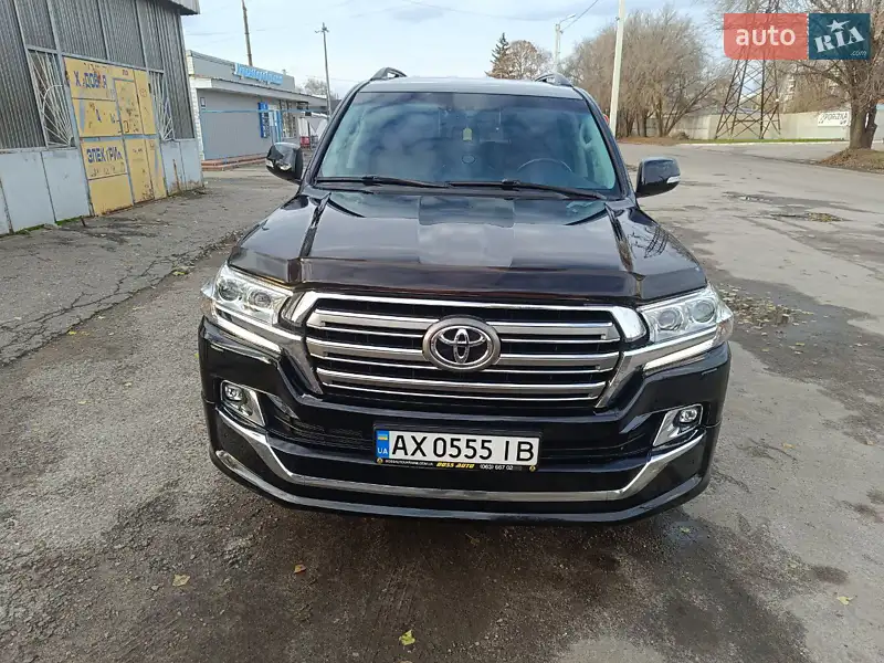 Toyota Land Cruiser