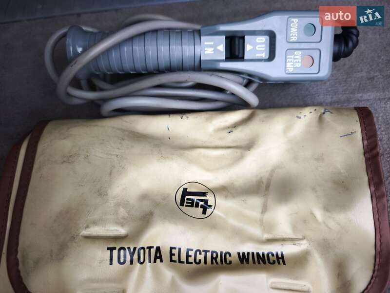 Позашляховик / Кросовер Toyota Land Cruiser 2005 в Києві фото 11 Позашляховик / Кросовер Toyota Land Cruiser 2005 в Києві