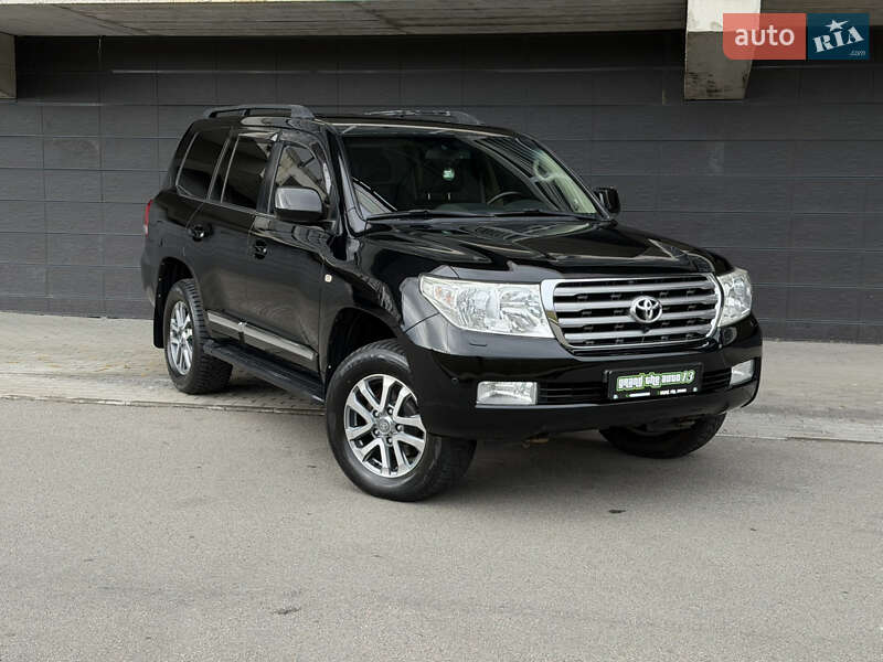 Внедорожник / Кроссовер Toyota Land Cruiser 2010 в Киеве