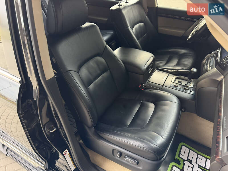 Внедорожник / Кроссовер Toyota Land Cruiser 2010 в Киеве