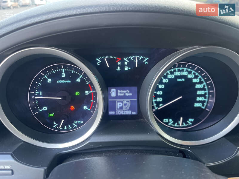 Позашляховик / Кросовер Toyota Land Cruiser 2008 в Полтаві