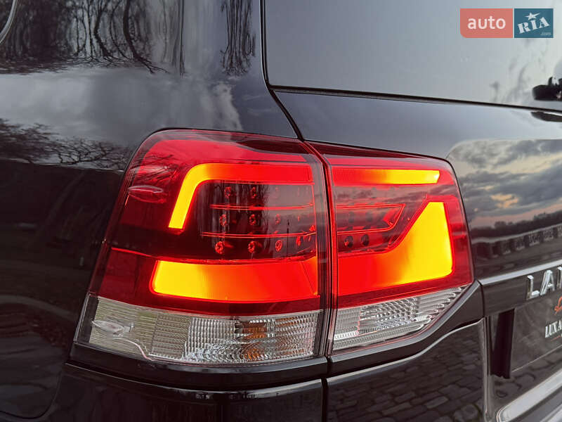 Внедорожник / Кроссовер Toyota Land Cruiser 2018 в Киеве фото 64 Внедорожник / Кроссовер Toyota Land Cruiser 2018 в Киеве