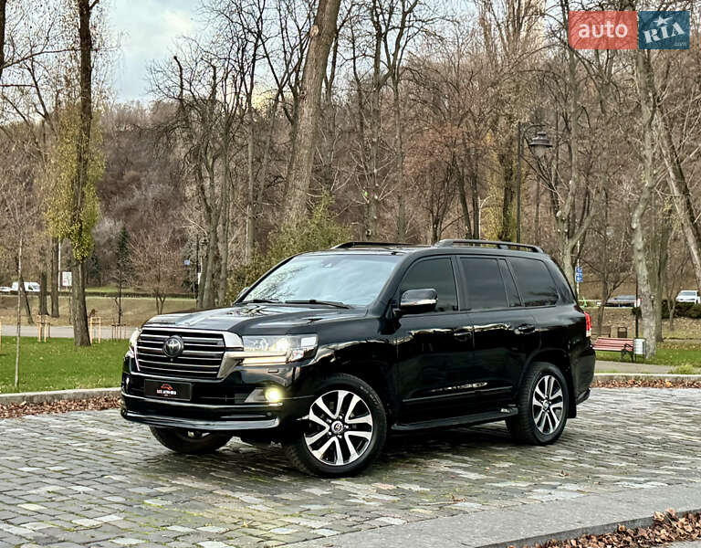Внедорожник / Кроссовер Toyota Land Cruiser 2018 в Киеве фото 93 Внедорожник / Кроссовер Toyota Land Cruiser 2018 в Киеве